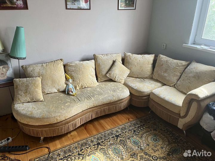 Угловой диван бу