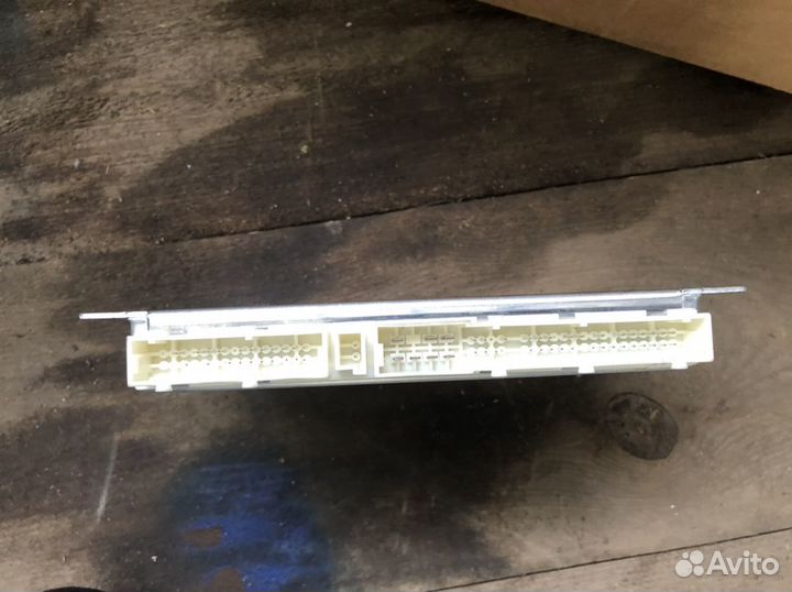 Блок управления пневмоподвеской для Mercedes W211