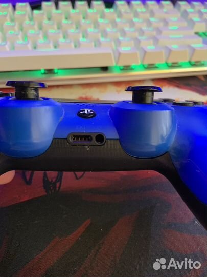 Джостик для ps4