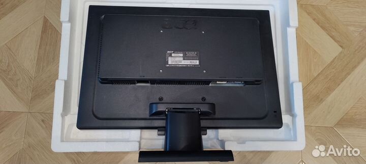 Жк-монитор с диагональю 20