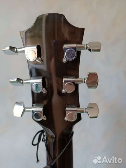 Акустическая гитара hohner