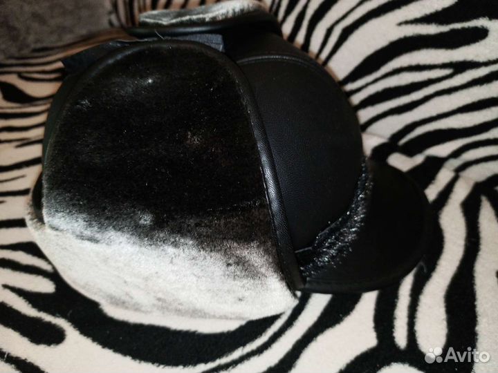 Мужская кожаная кепка с мехом