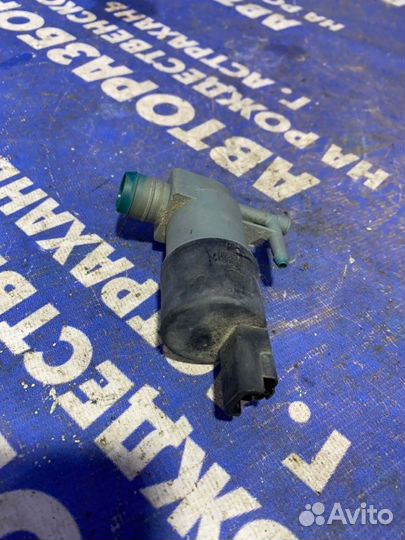 Моторчик омывателя лобового стекла Renault Logan 1