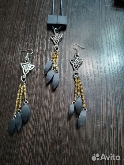 Серьги и подвеска