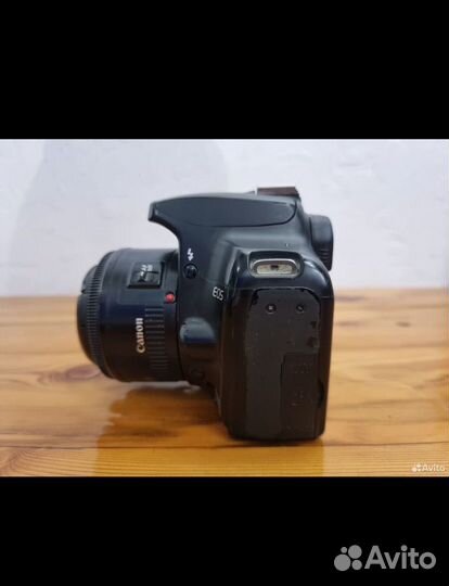 Фотоаппарат Canon eos 1000d +вспышка +обьективы