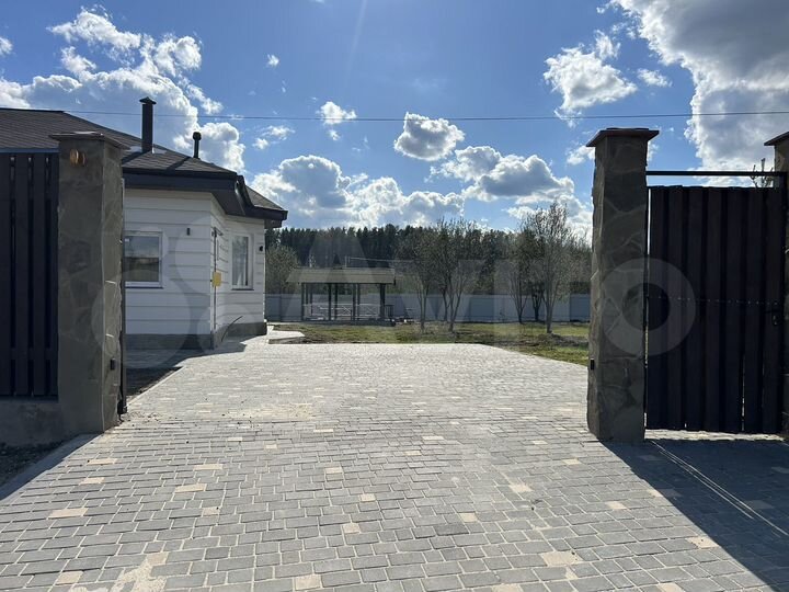 Дом 151 м² на участке 15 сот.