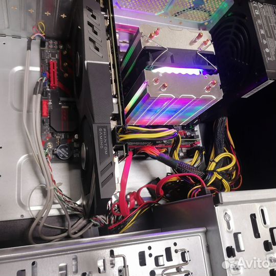Xeon E5 2680v.4/DDR4 16GB/RX590 8GB/ssd 256gb