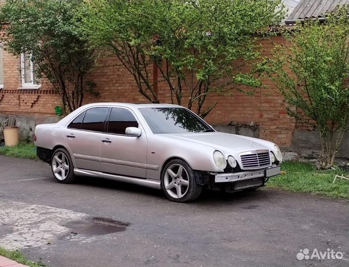 Mercedes-Benz E-класс 2.3 AT, 1996, 450 000 км