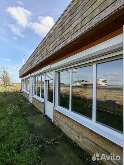 Уборка квартир Мойка окон Услуги клининга