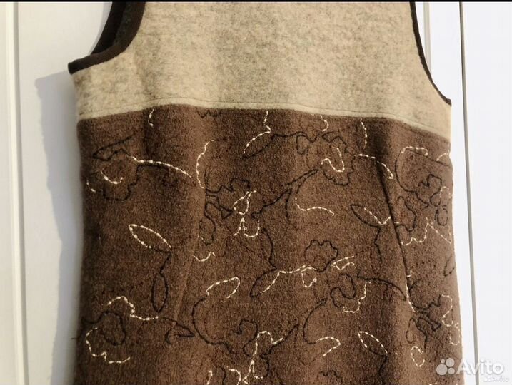 Стильное шерстяное бохо платье с вышивкой