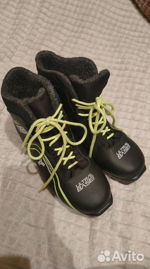 Лыжные ботинки