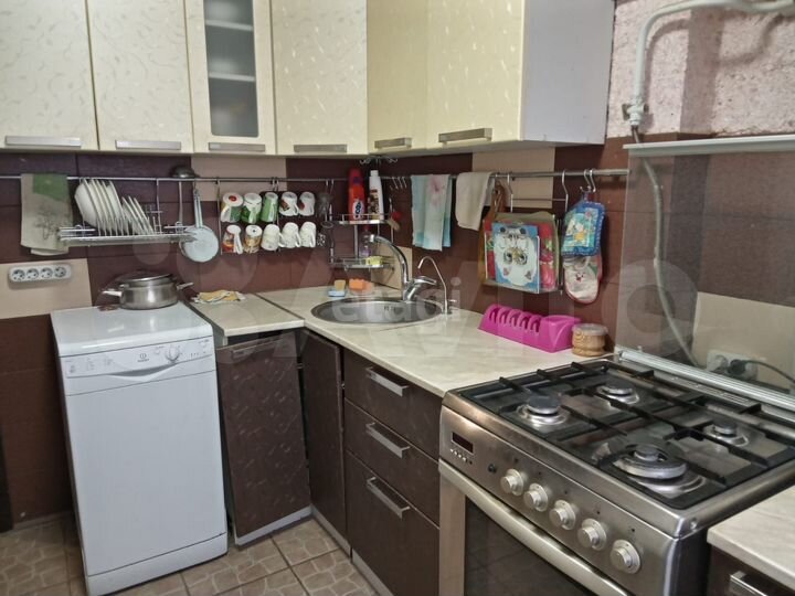 3-к. квартира, 65 м², 2/5 эт.