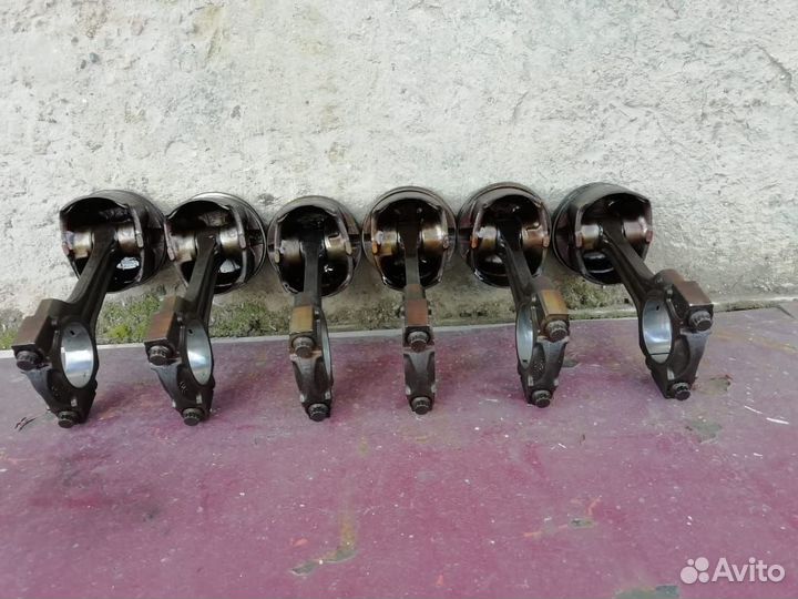 Поршневая группа Mercedes W210 2.8 л. 104 мотор