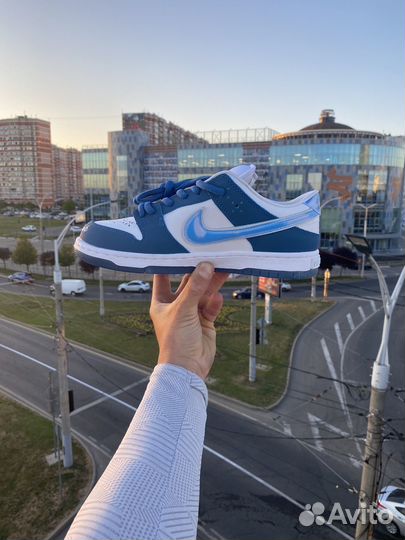 Кроссовки Nike SB Dunk Low