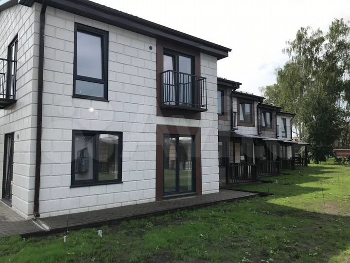 Таунхаус 77 м² на участке 1,5 сот.