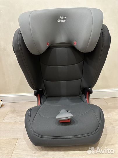 Автомобильное кресло britax romer kidfix III