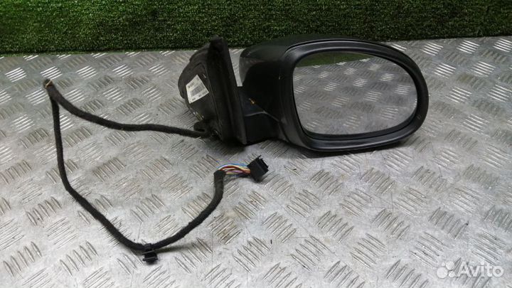 Зеркало заднего вида Volkswagen Tiguan Правое