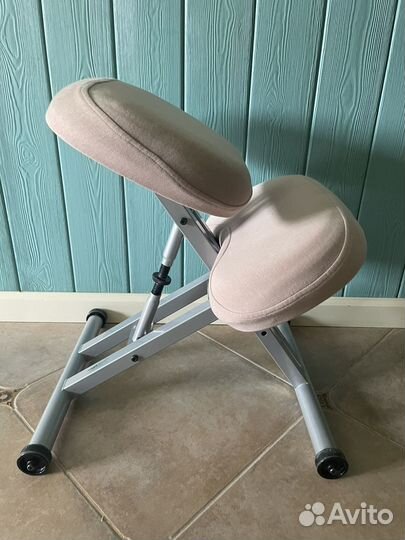 Коленный стул smartstool