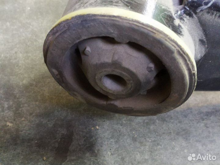 Балка задняя (подрамник) Renault Logan 2004-2010