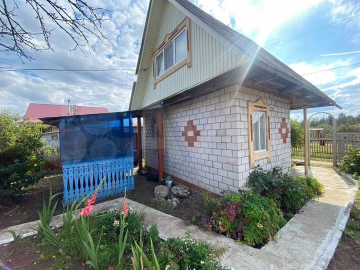 Дом 40 м² на участке 8 сот.