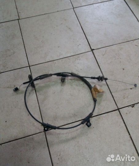 Тросик газа Kia Cerato 1