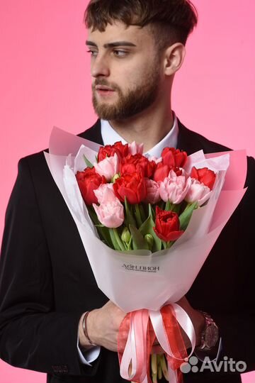 Букеты на 8 марта с доставкой