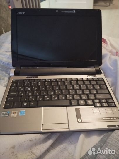 Нетбук acer aspire one
