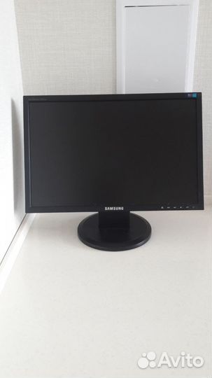 Монитор samsung