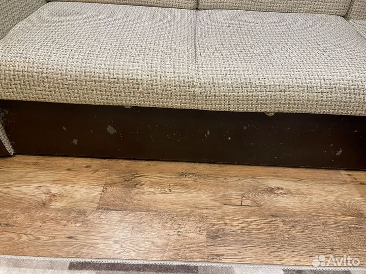 Диван угловой