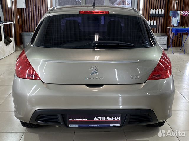 Peugeot 308 1.6 МТ, 2012, 124 000 км