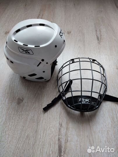 Шлем хоккейный, лезвия для хоккея с мячом