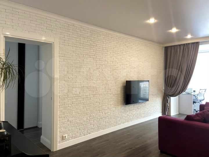 3-к. квартира, 82 м², 14/14 эт.