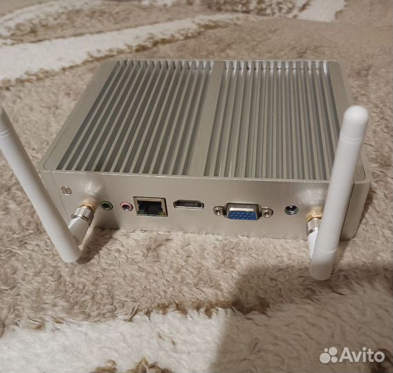 Мини пк / Mini PC i3 5015u