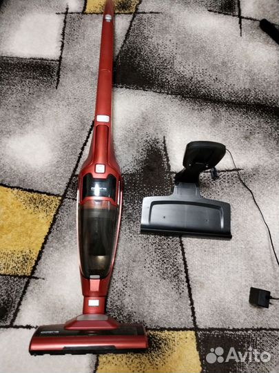 Беспроводной пылесос polaris