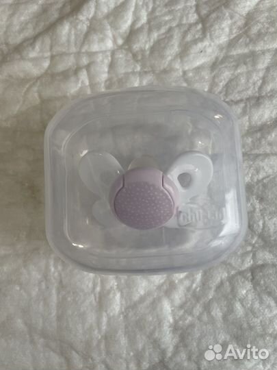 Пустышка chicco от 6 месяцев
