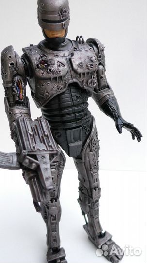 Робокоп neca