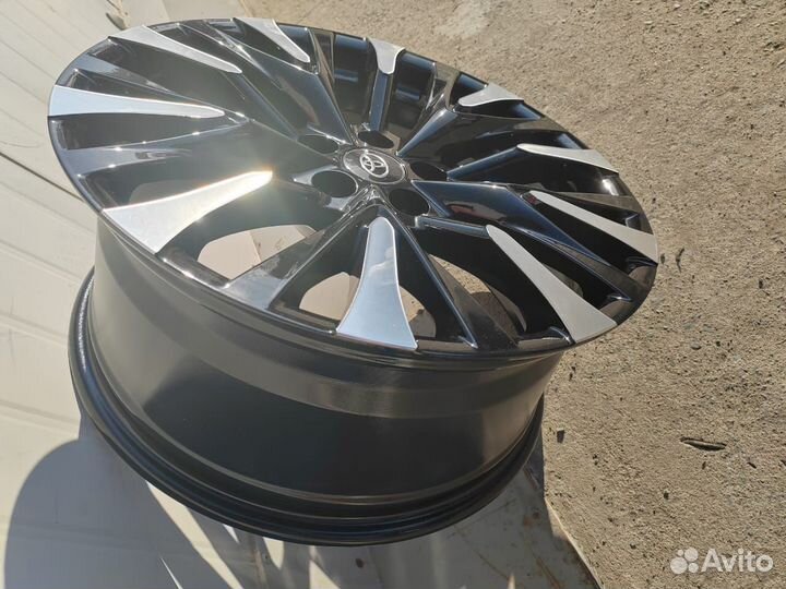 Продаю новые диски R19*8.5 5*114,3 ет35, цо60.1
