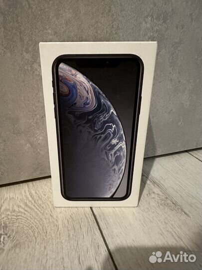 iPhone Xr, 64 ГБ