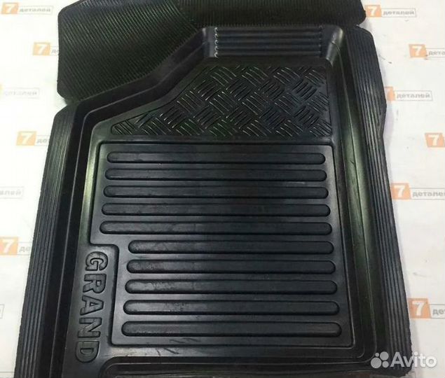 Коврик резиновый левый на ваз 2110 2112 приора