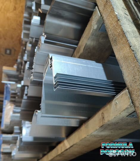 Пороги и арки на Toyota Avensis