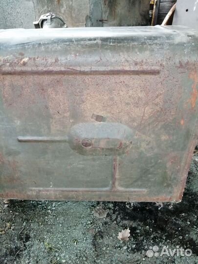 Топливный бак на Урал камаз