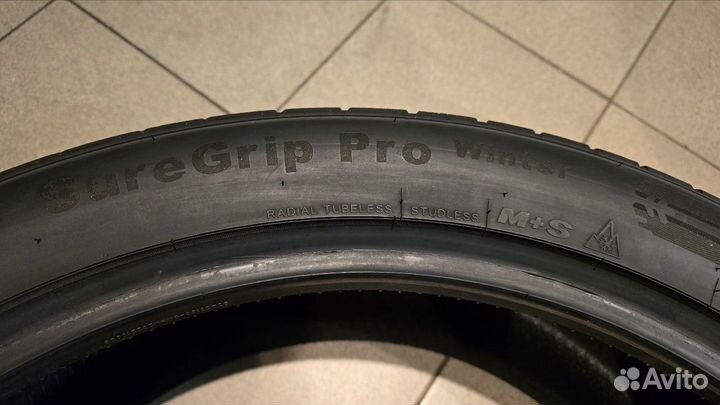 Gripmax SureGrip Pro Winter 285/40 R23 111V