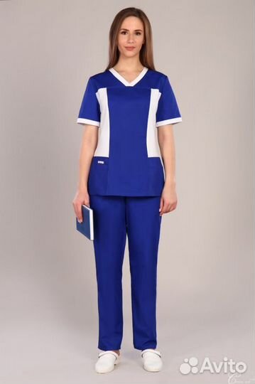 Медицинский костюм женский новый