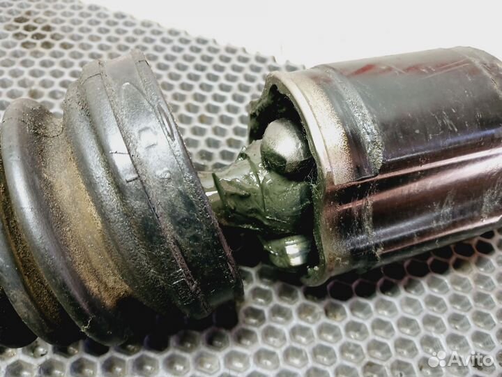 Привод передний левый Kia Sorento XM