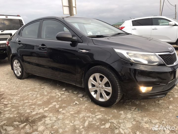 Kia Rio 1.4 AT, 2015, 299 000 км