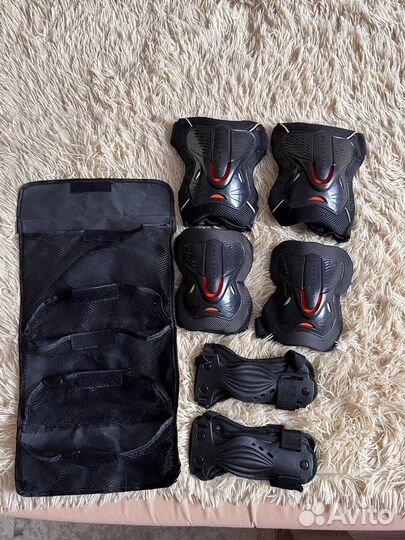 Защита для роликов/велосипеда (новая)