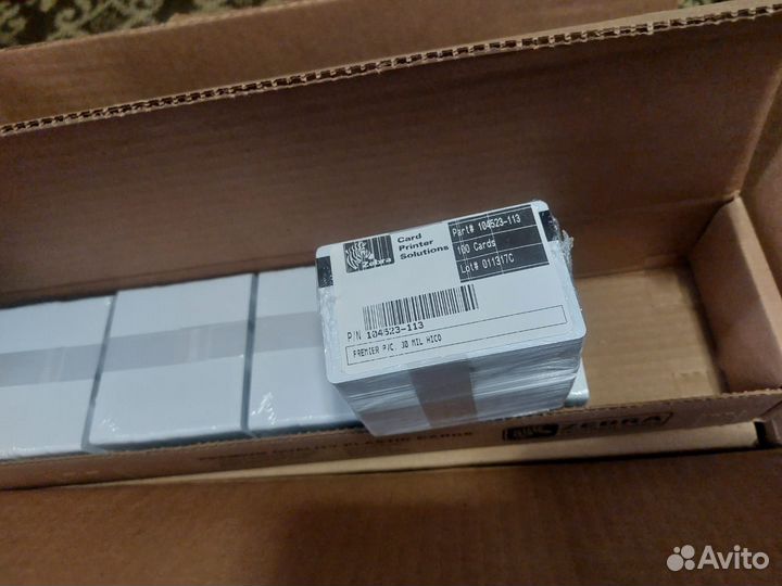 Пластиковые карты Zebra, белый 30 mil 104523-113