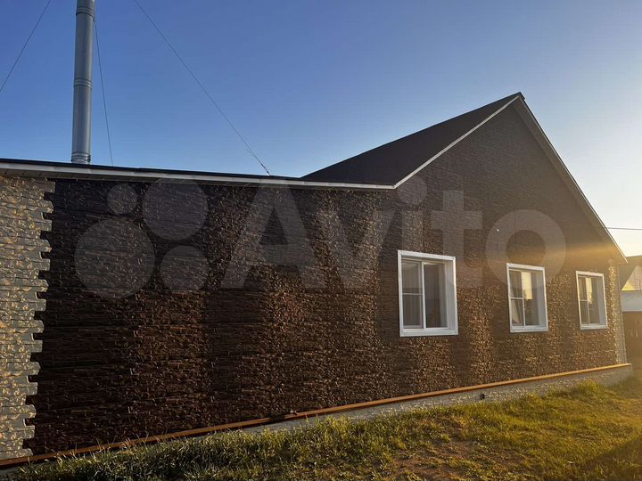 Дом 188 м² на участке 15 сот.