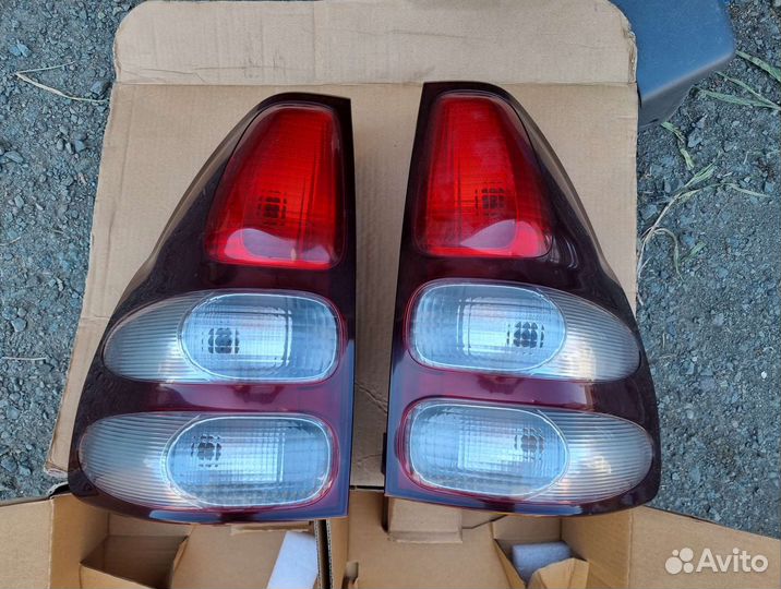 Правый стоп Prado 120