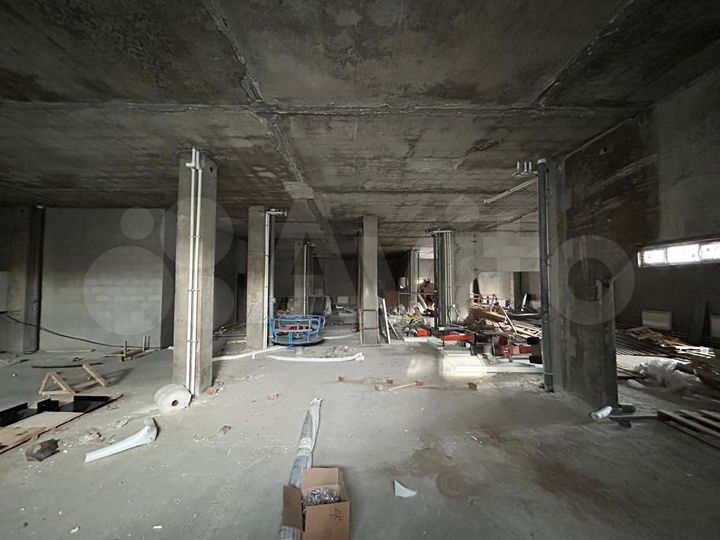 Свободного назначения, 586 м²